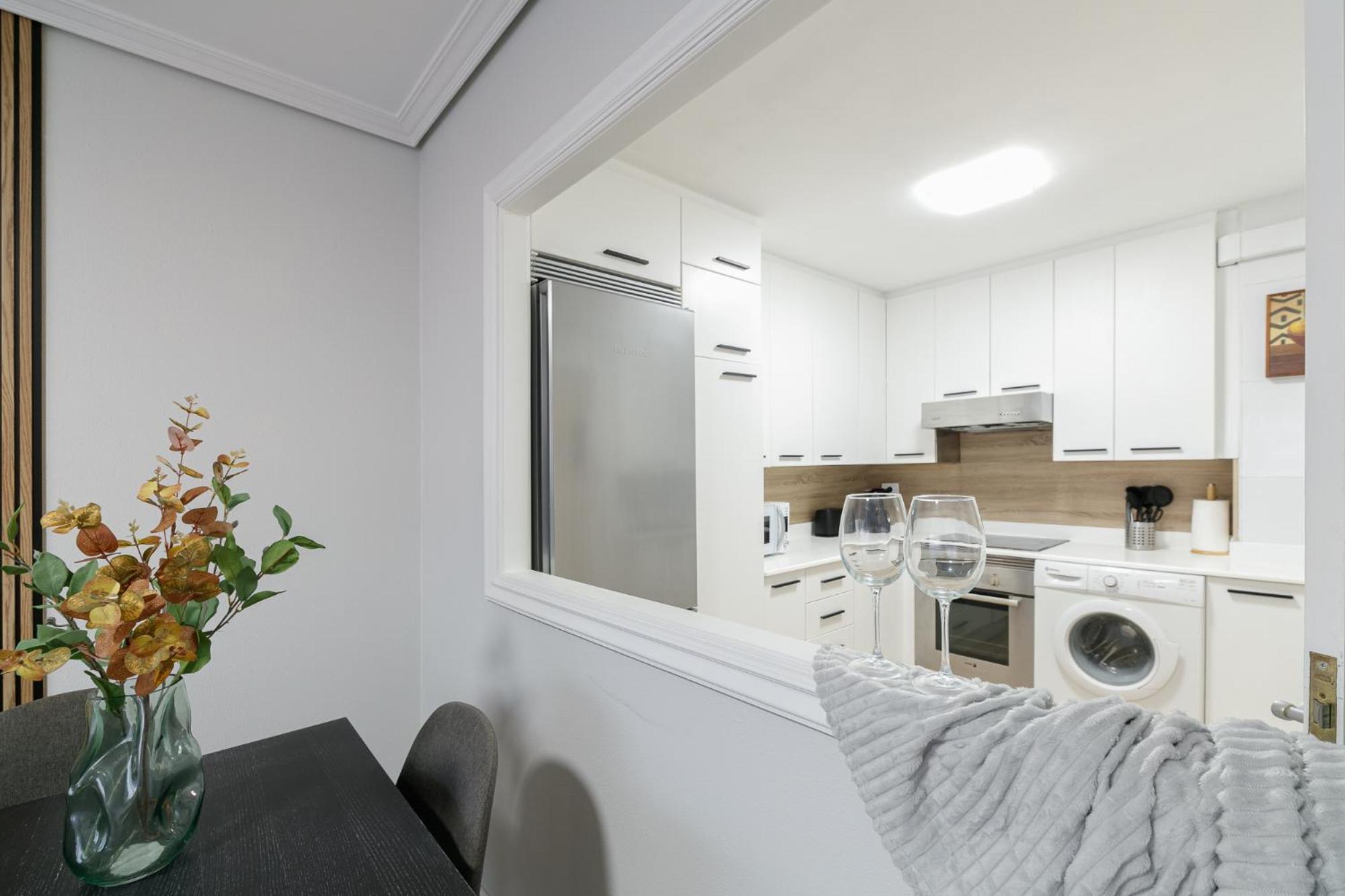 Estilo Y Comodidad Con Parking By Apartment Vigo