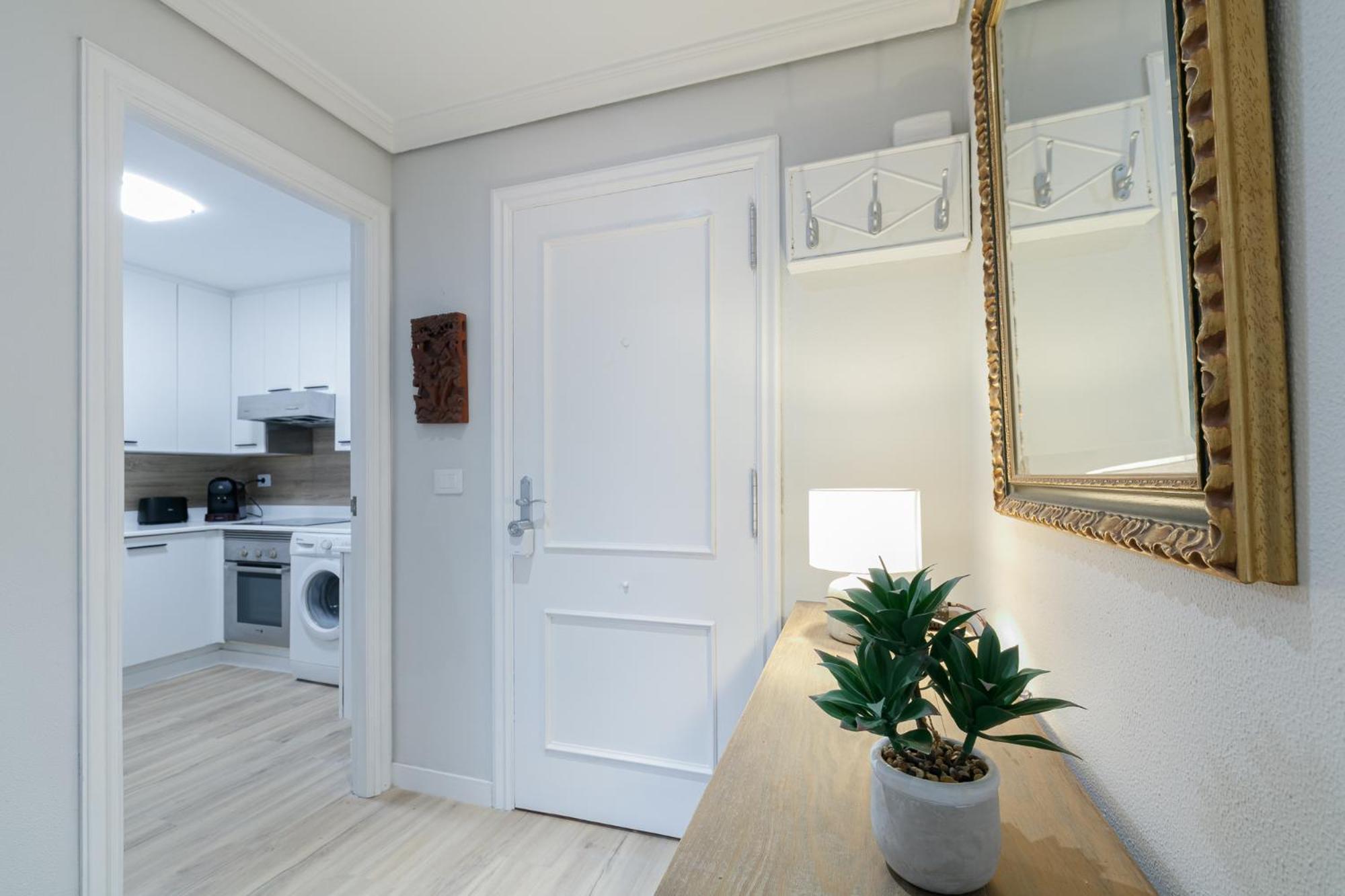 Estilo Y Comodidad Con Parking By Apartament